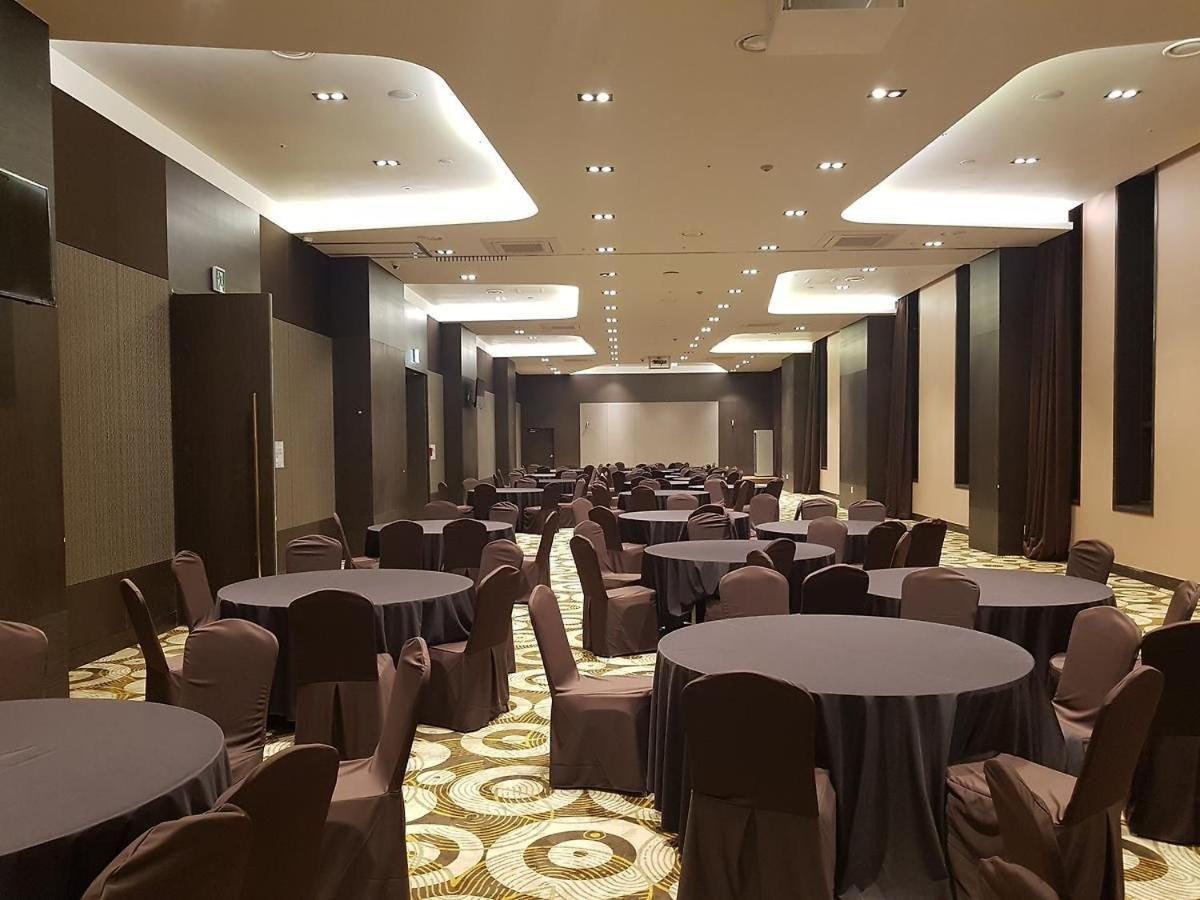 Golden Harbor Hotel Pyeongtaek Buitenkant foto