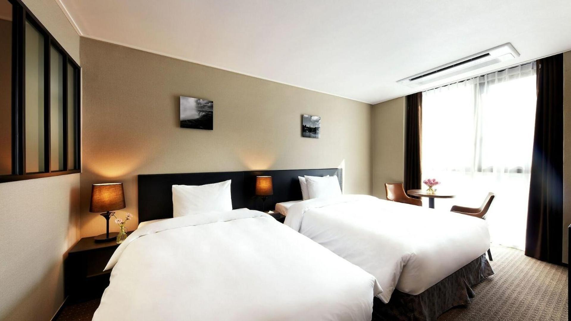 Golden Harbor Hotel Pyeongtaek Buitenkant foto
