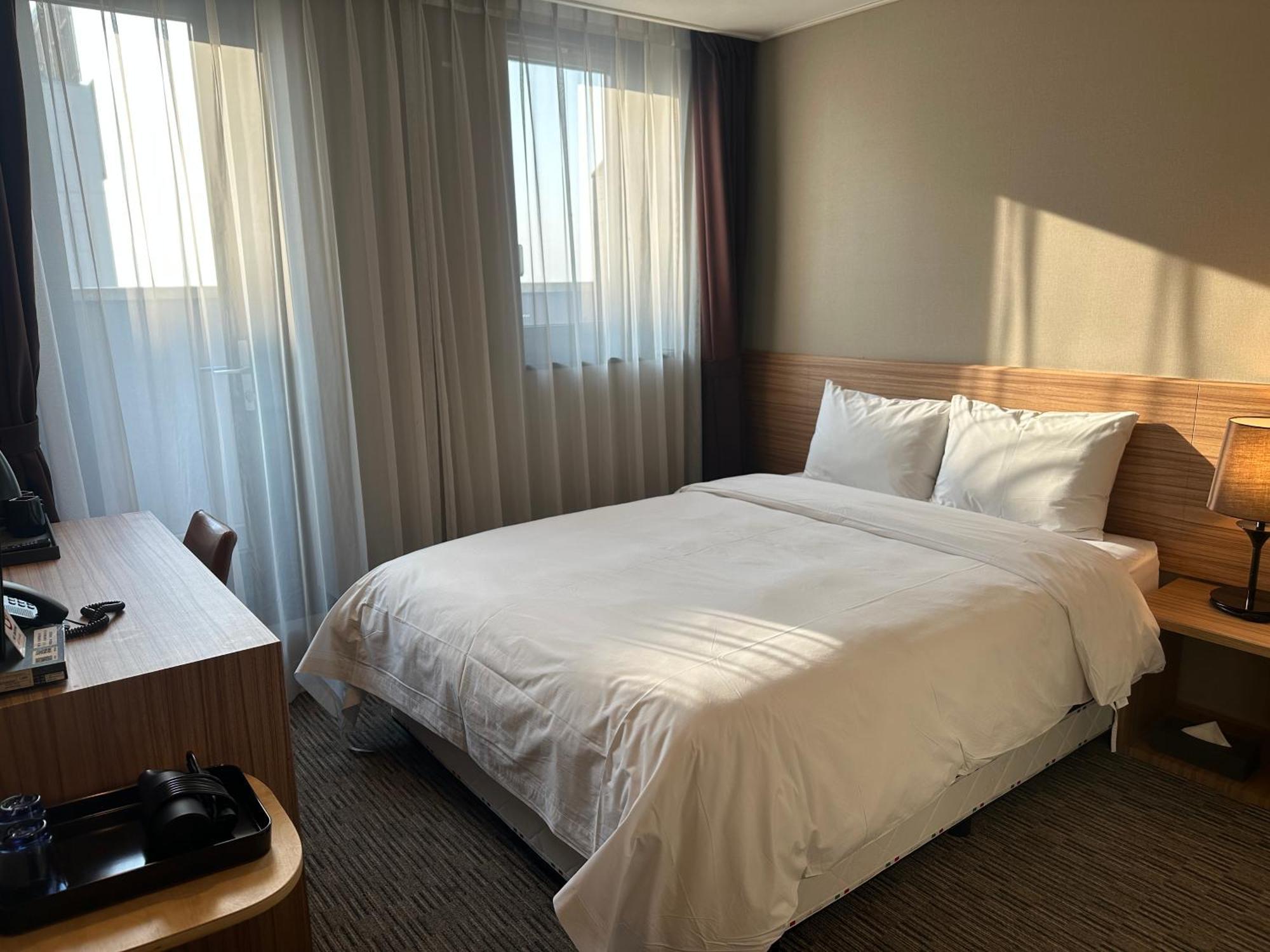 Golden Harbor Hotel Pyeongtaek Buitenkant foto